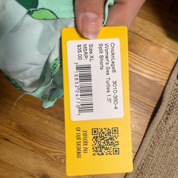 Turtle running shorts - Picture 2 of 3